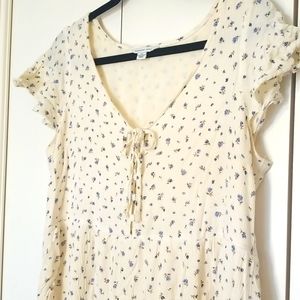 Floral knee-length dress